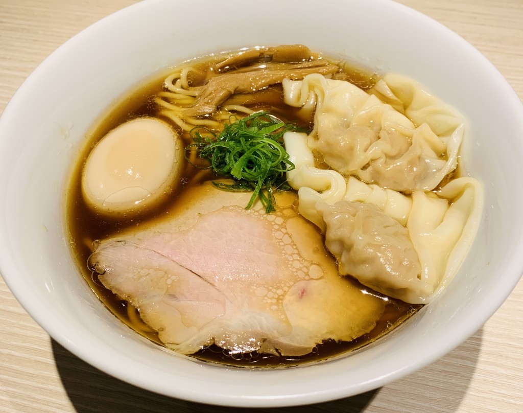 メイン