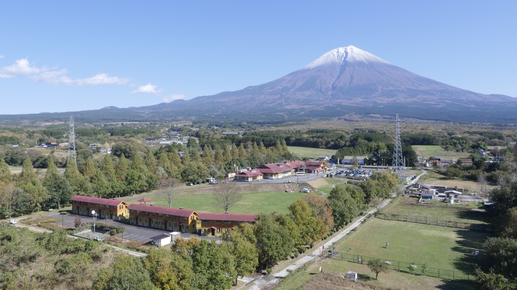 メイン