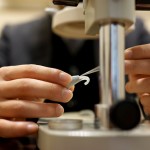全店舗が一般社団法人日本補聴器販売店協会に加盟し公益財団法人テクノエイド協会認定の認定補聴器専門店 – 補聴器適合のプロと共に、一人ひとりに合わせたケアを提供