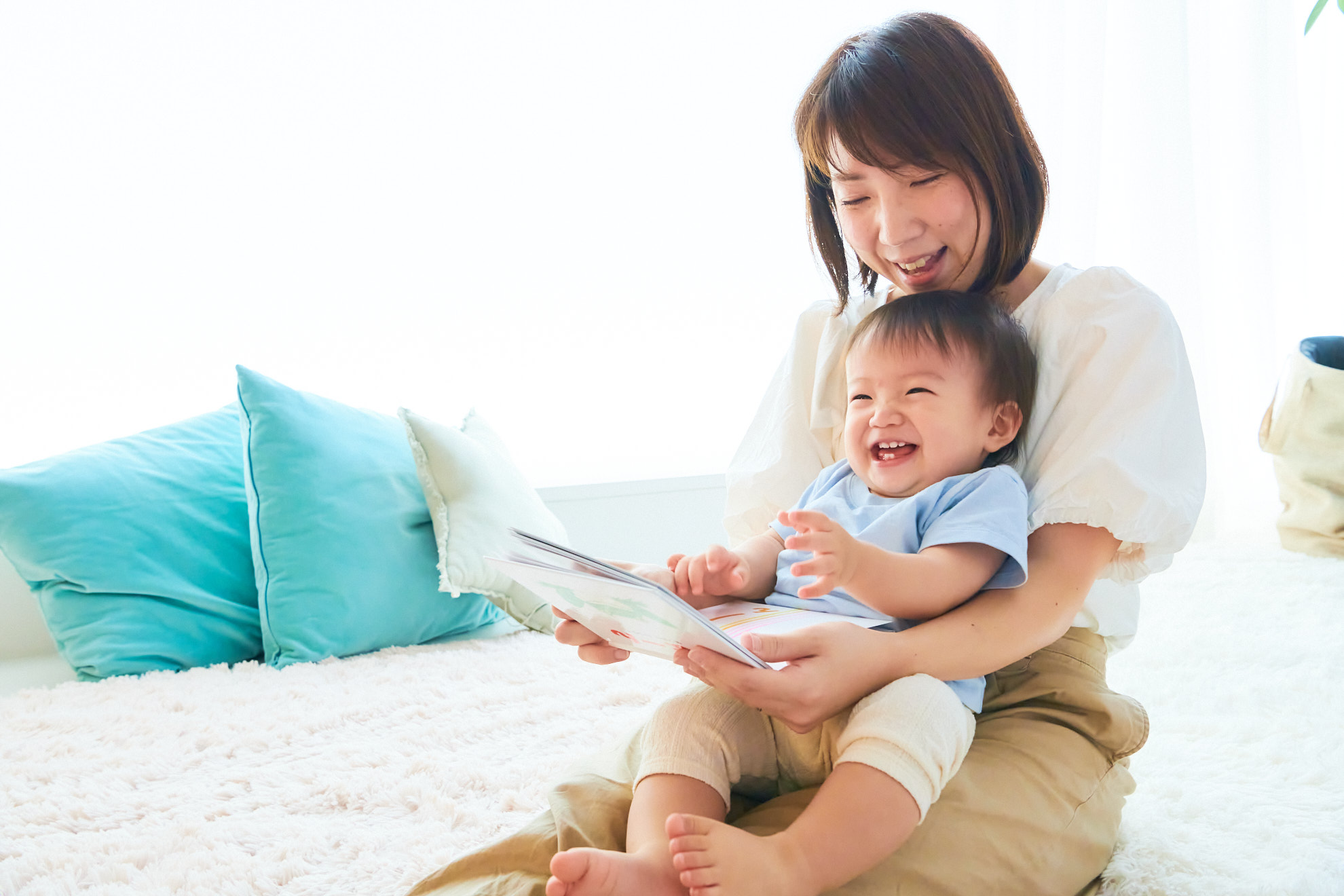 【絵本の定期便サービス】子どもの心の成長に合わせた絵本を。