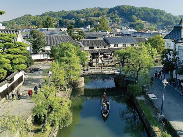 歴史ロマンの薫る、白壁の町へタイムスリップ。