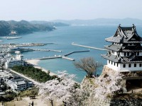この秋、“市政15周年記念洲本市フェア”を実施予定。