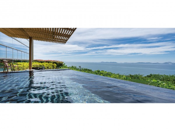 ご当地お土産付リニューアル記念特別プランをご用意！お電話でのご予約も受け付けております。ご予約の際に「ビズスタを見た」とお伝えください。（赤穂）