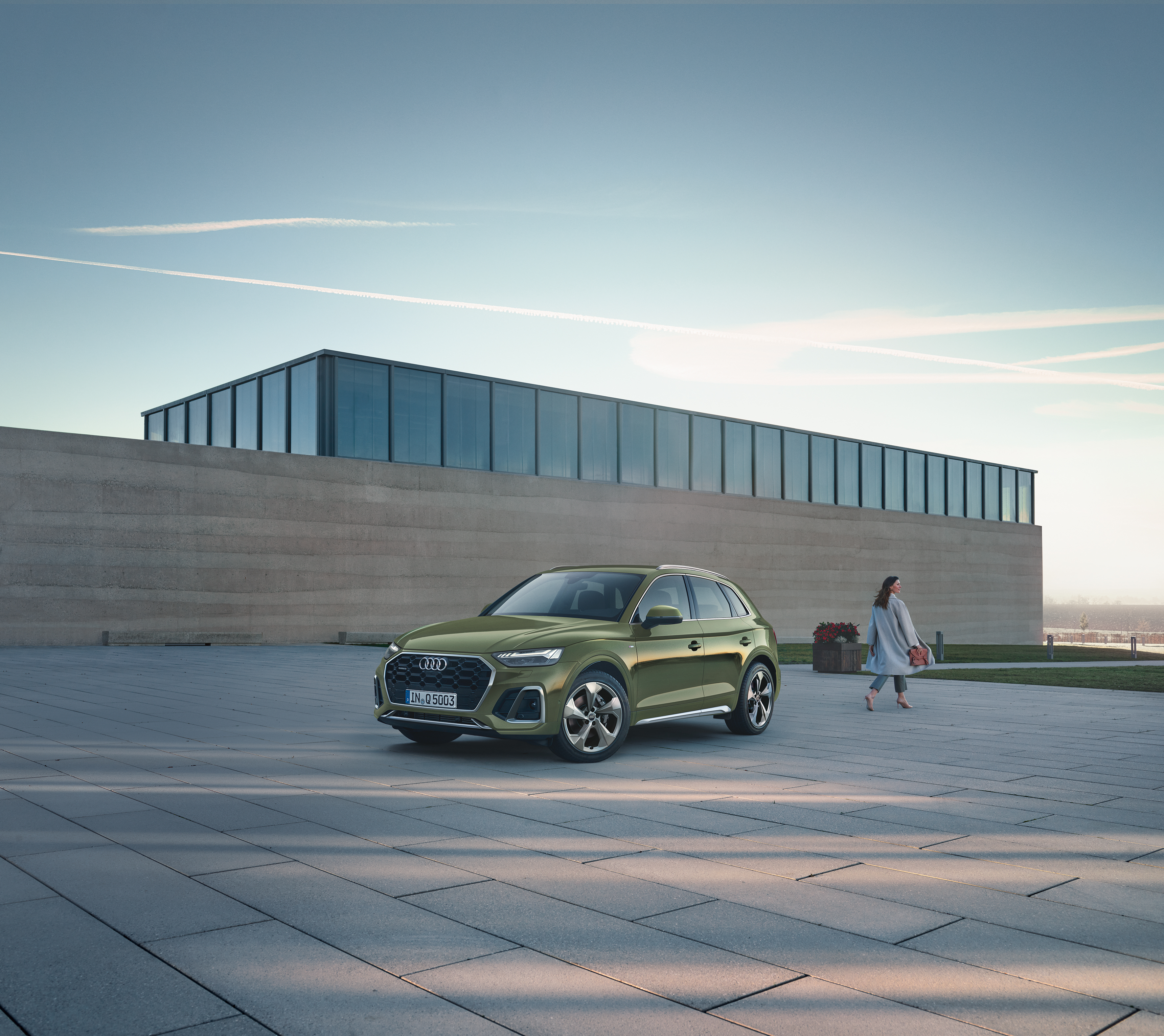 プレミアムSUVの未来を拓くThe new Audi Q５が日本上陸！