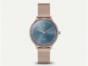 気鋭のブランド「About Vintage」で、こだわりの北欧 