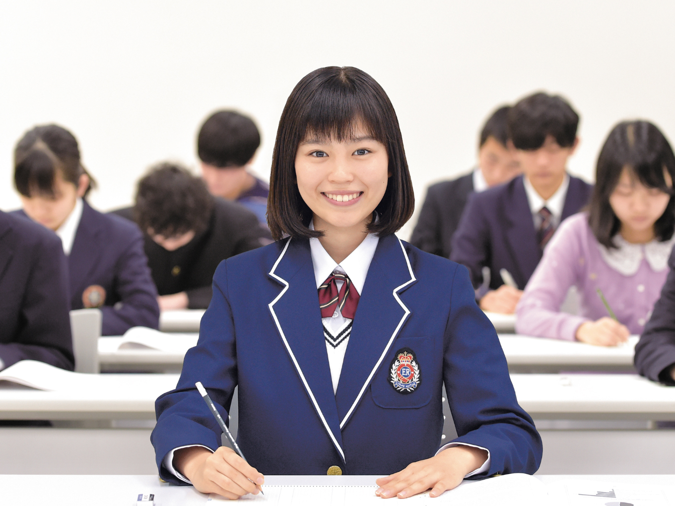 圧倒的な実績を誇る『東進』が、11月の全国統一高校生テストの申込受付を開始