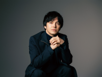 映画やドラマの話題作に次々と出演し、充実の時を迎えている林遣都。この春の注目作『やなぎにツバメは』の舞台にかける思いとは。