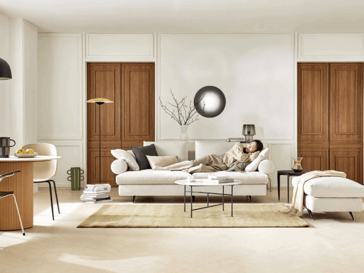 日本のソファ市場に新風、韓国「JAKOMO」初上陸。フランスベッドで展示中！