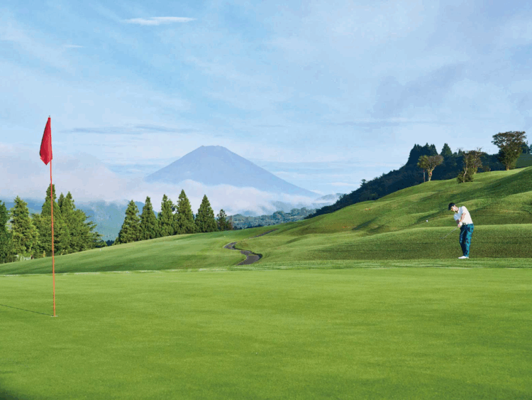 雄大な富士や澄み渡る芦ノ湖、箱根の山々を臨む絶景コースの「箱根園ゴルフ場」をご紹介！