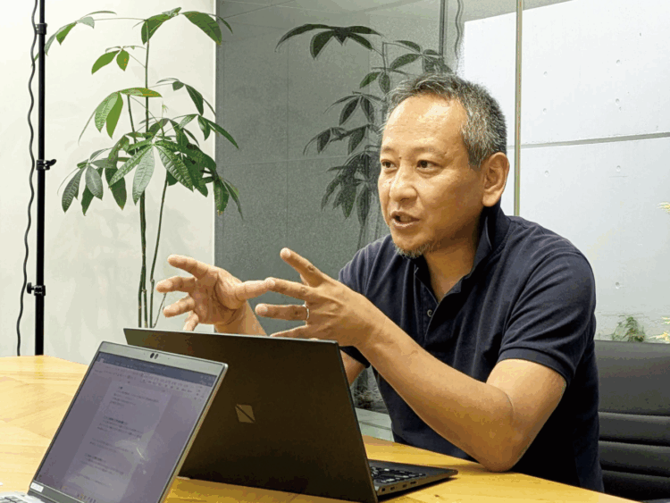 LINEで完結する接客×決済システム「Atouch」。EC初心者にもやさしい次世代受注ツールの全貌とは？